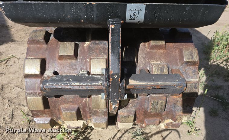 image for item DW3759 2014 Atlas Copco DynaPac LP8504 trench compactor