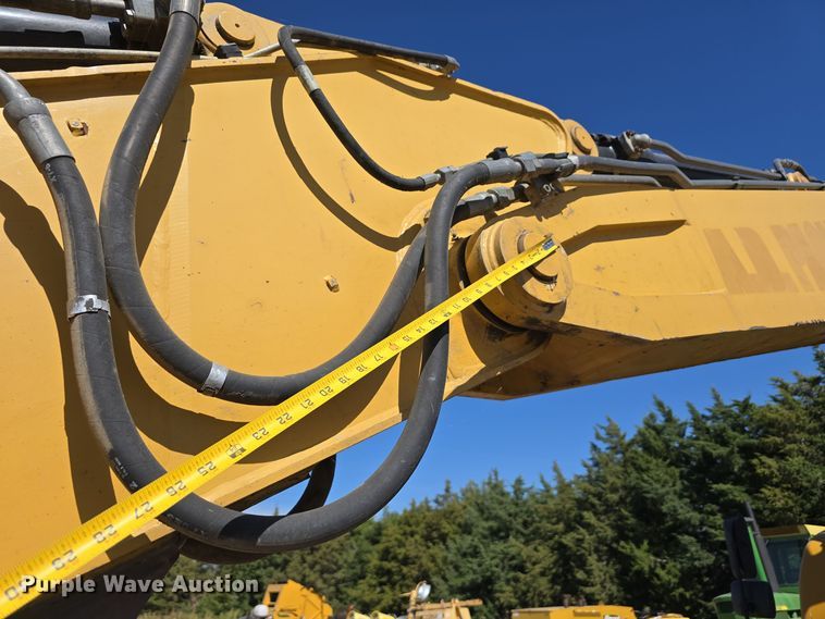 image for item DW3761 2010 Caterpillar M316D wheeled excavator