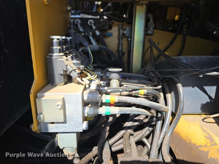 image for item DW3761 2010 Caterpillar M316D wheeled excavator