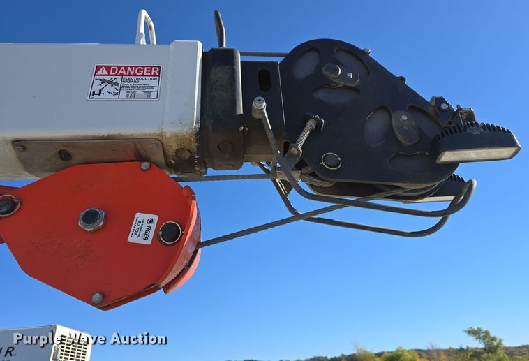 image for item DW3815 2018 Dodge Ram 5500HD utility / service truck