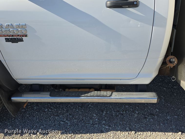 image for item DW3815 2018 Dodge Ram 5500HD utility / service truck