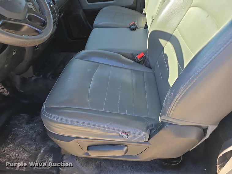 image for item DW3815 2018 Dodge Ram 5500HD utility / service truck