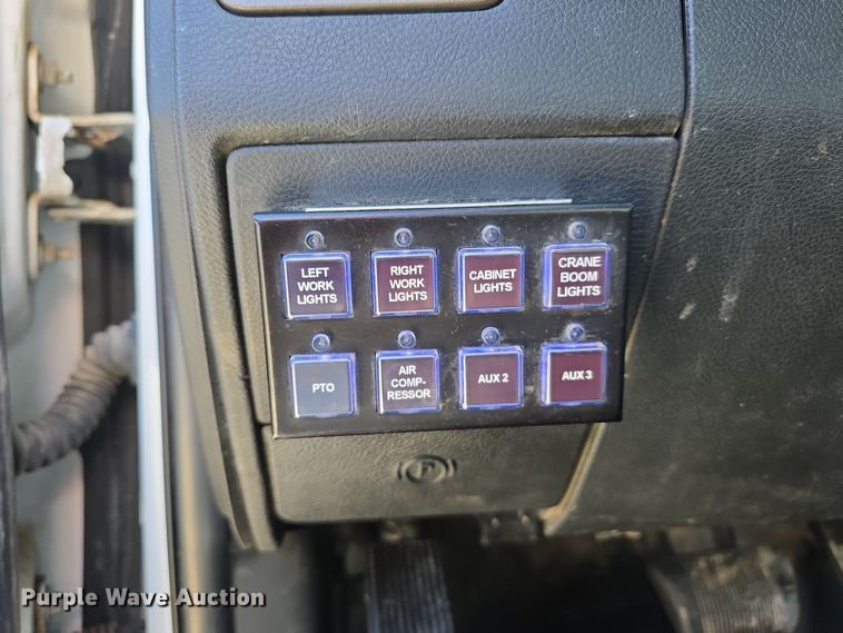 image for item DW3815 2018 Dodge Ram 5500HD utility / service truck