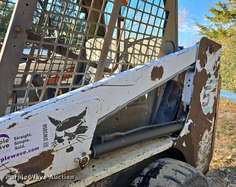 image for item DW3856 1998 Bobcat 751 skid steer loader