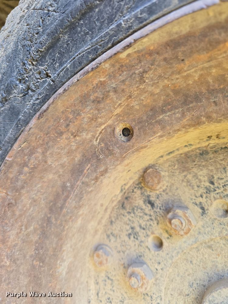 image for item DW3856 1998 Bobcat 751 skid steer loader