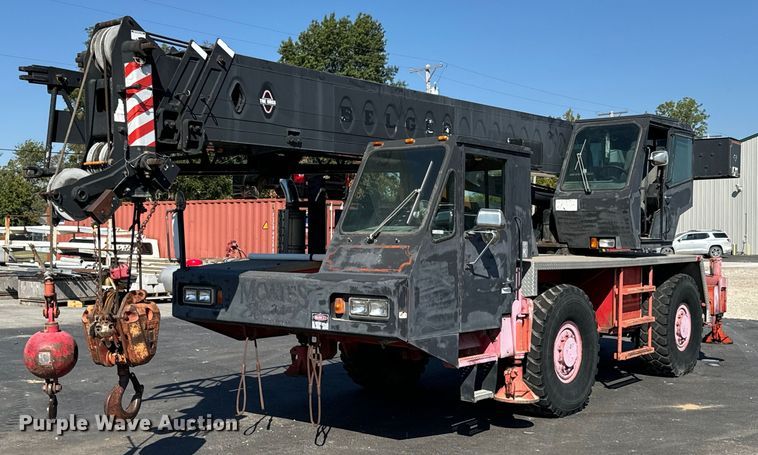 image for item DX1443 1996 Link-Belt ATC-822 crane truck
