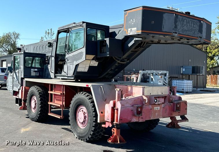 image for item DX1443 1996 Link-Belt ATC-822 crane truck