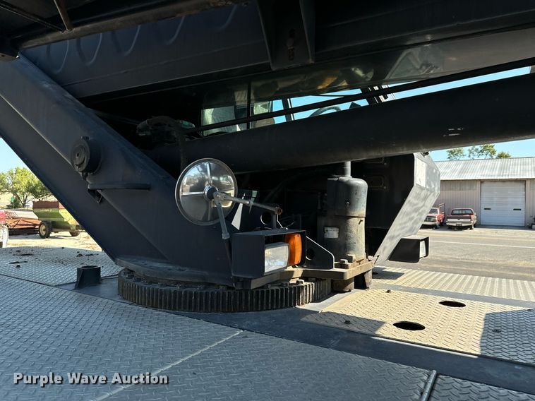 image for item DX1443 1996 Link-Belt ATC-822 crane truck