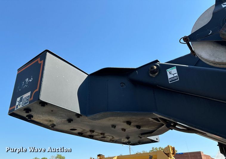 image for item DX1443 1996 Link-Belt ATC-822 crane truck