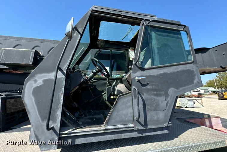 image for item DX1443 1996 Link-Belt ATC-822 crane truck