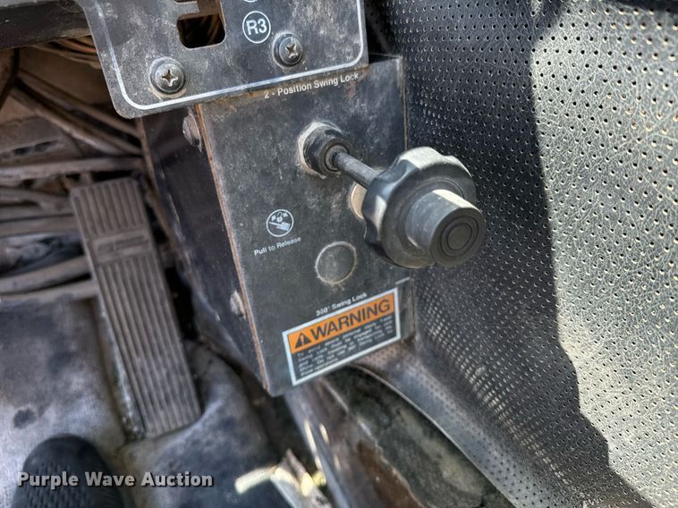 image for item DX1443 1996 Link-Belt ATC-822 crane truck