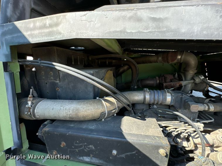 image for item DX1443 1996 Link-Belt ATC-822 crane truck