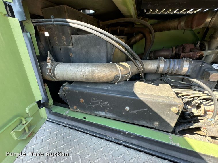 image for item DX1443 1996 Link-Belt ATC-822 crane truck