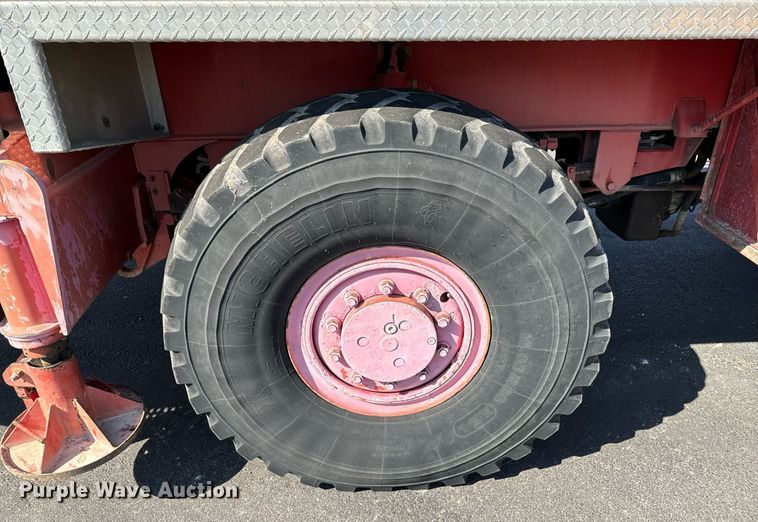 image for item DX1443 1996 Link-Belt ATC-822 crane truck