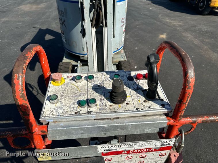 image for item DX1444 Skyjack SJKB-33N boom lift