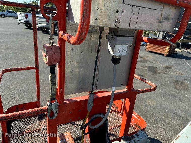 image for item DX1444 Skyjack SJKB-33N boom lift