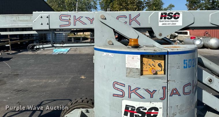 image for item DX1444 Skyjack SJKB-33N boom lift