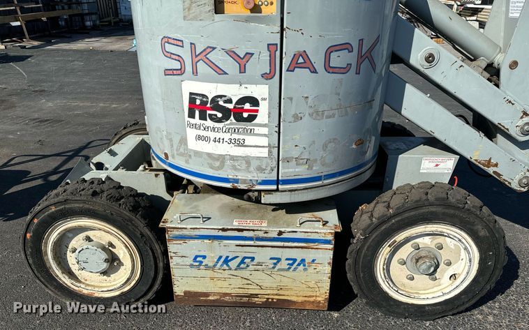 image for item DX1444 Skyjack SJKB-33N boom lift