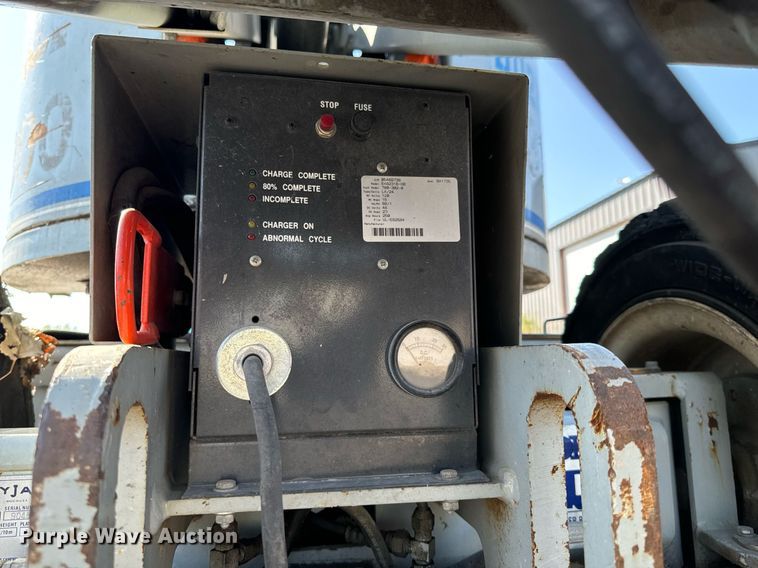 image for item DX1444 Skyjack SJKB-33N boom lift