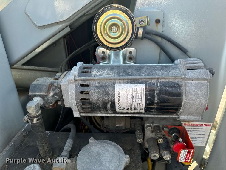 image for item DX1444 Skyjack SJKB-33N boom lift