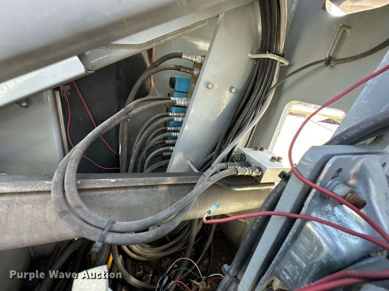 image for item DX1444 Skyjack SJKB-33N boom lift