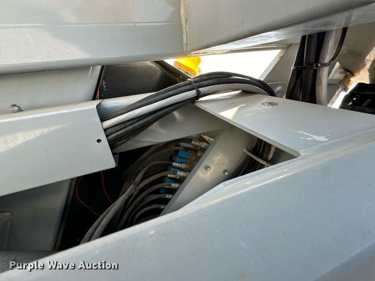 image for item DX1444 Skyjack SJKB-33N boom lift