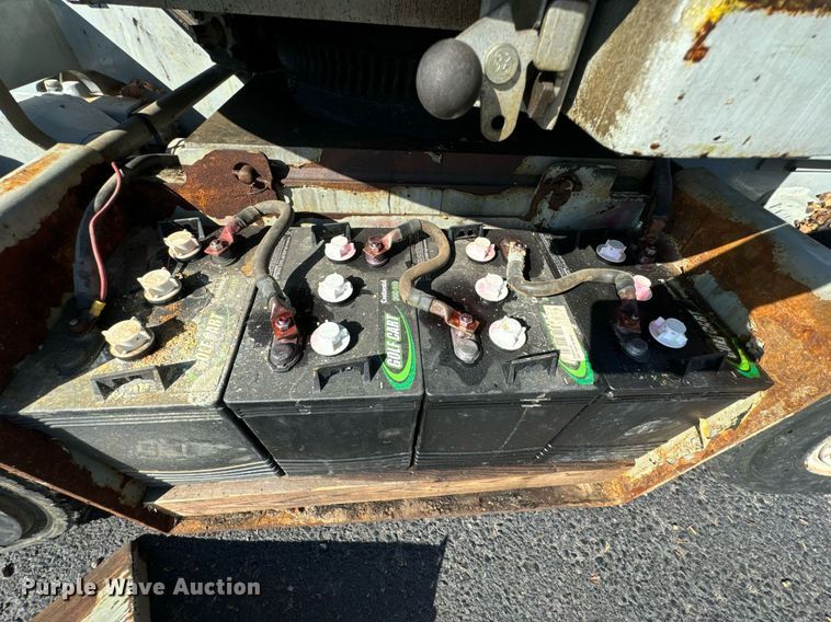 image for item DX1444 Skyjack SJKB-33N boom lift