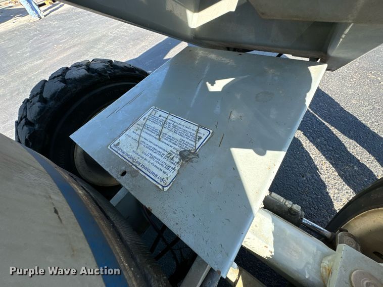 image for item DX1444 Skyjack SJKB-33N boom lift