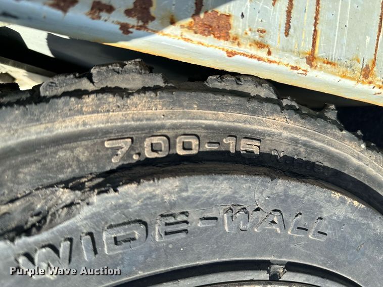 image for item DX1444 Skyjack SJKB-33N boom lift