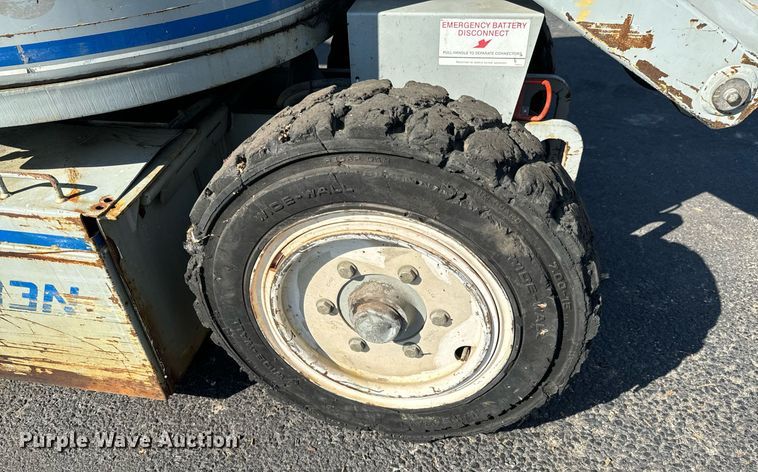 image for item DX1444 Skyjack SJKB-33N boom lift