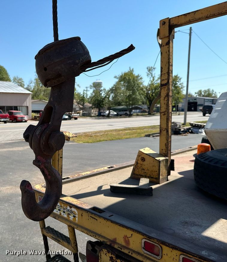 image for item DX1445 1987 GMC Sierra C7 crane truck