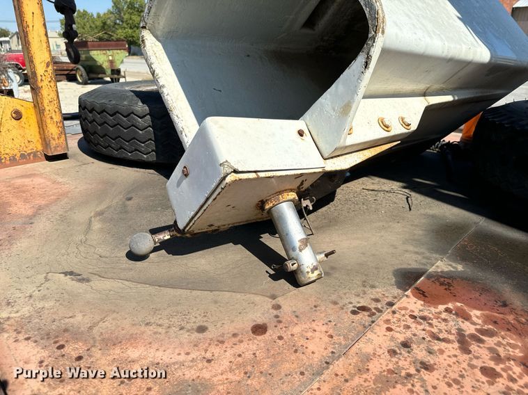 image for item DX1445 1987 GMC Sierra C7 crane truck