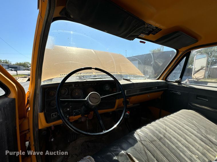 image for item DX1445 1987 GMC Sierra C7 crane truck