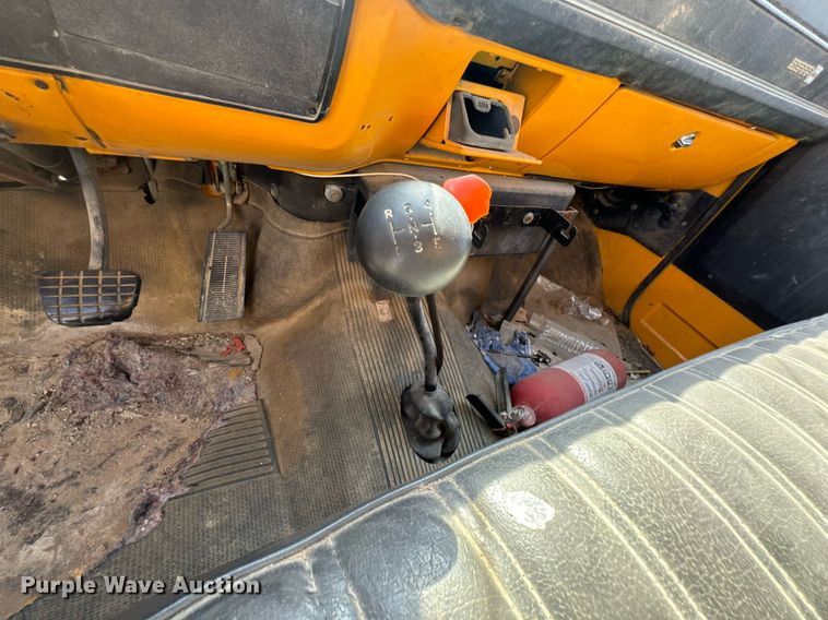 image for item DX1445 1987 GMC Sierra C7 crane truck