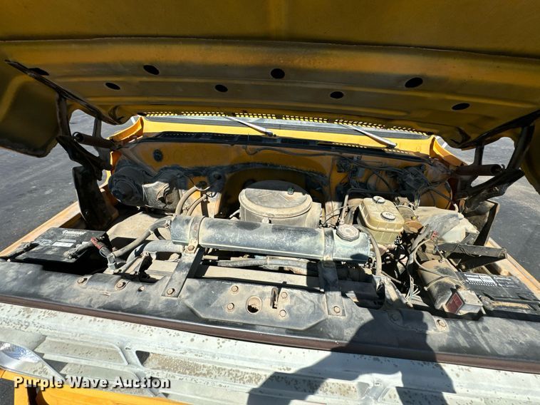image for item DX1445 1987 GMC Sierra C7 crane truck