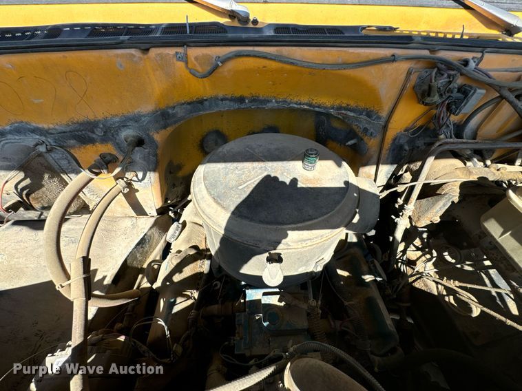 image for item DX1445 1987 GMC Sierra C7 crane truck