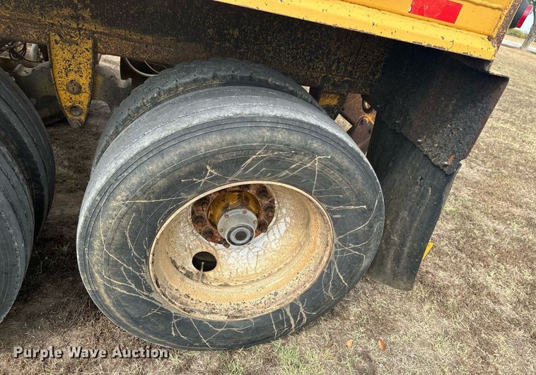 image for item DX1451 2006 Load King 2066D-37-2 bottom dump trailer