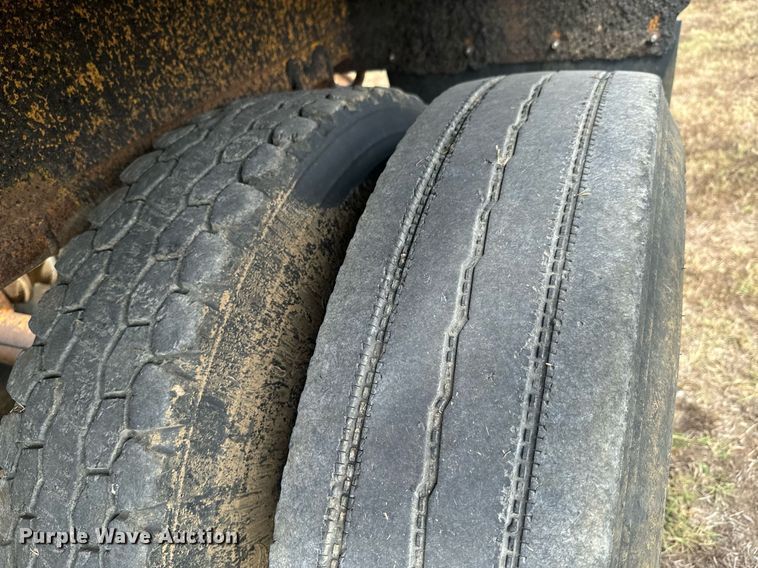 image for item DX1451 2006 Load King 2066D-37-2 bottom dump trailer