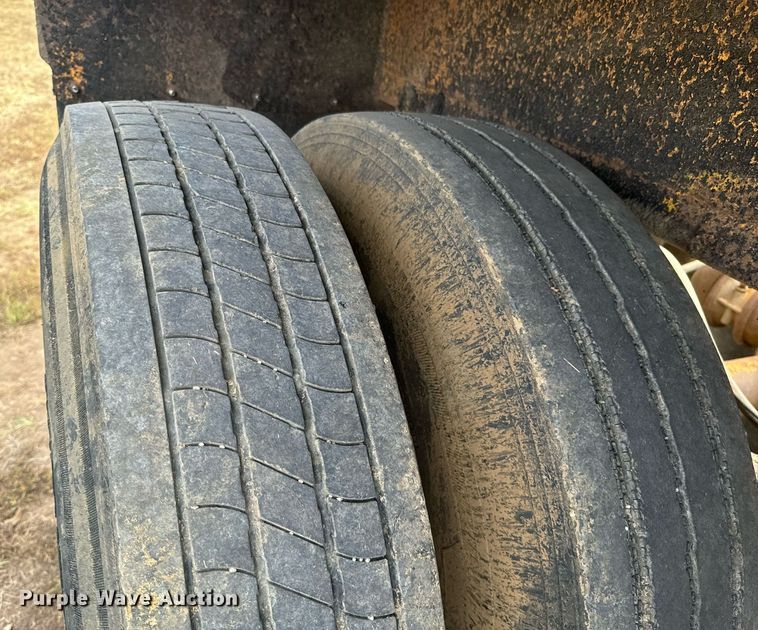 image for item DX1451 2006 Load King 2066D-37-2 bottom dump trailer