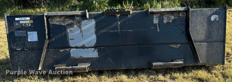 image for item DX3525 John Deere C72 skid steer bucket