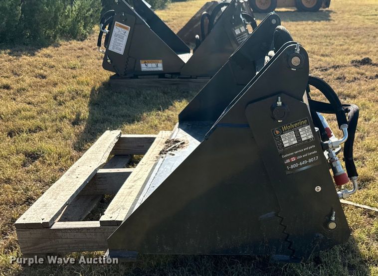 image for item DX3527 2023 Wolverine  MCB-11-48W compact utility loader four-in-one bucket