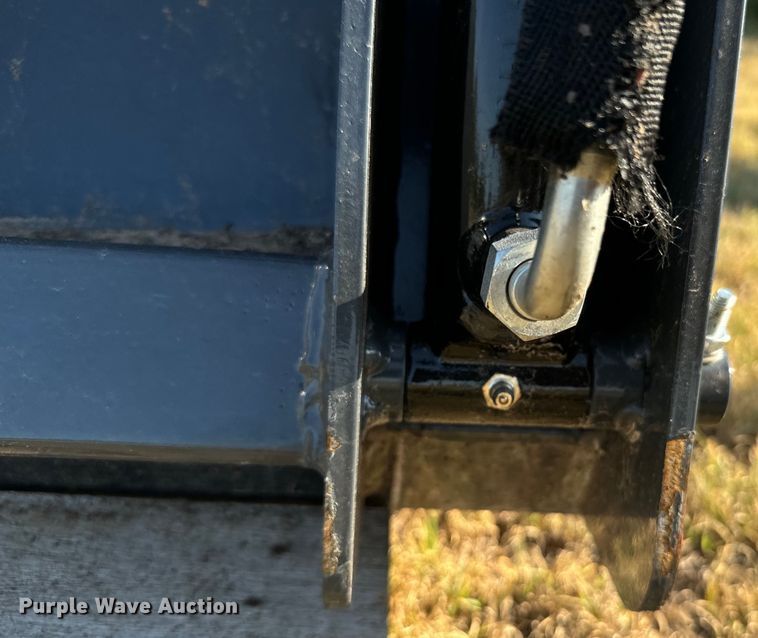 image for item DX3527 2023 Wolverine  MCB-11-48W compact utility loader four-in-one bucket