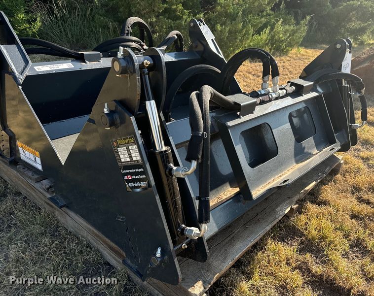 image for item DX3528 2023 Wolverine  MCB-11-48W compact utility loader four-in-one bucket