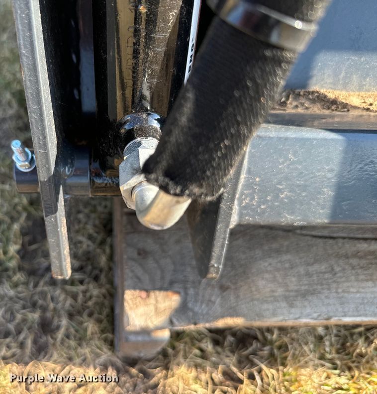 image for item DX3528 2023 Wolverine  MCB-11-48W compact utility loader four-in-one bucket