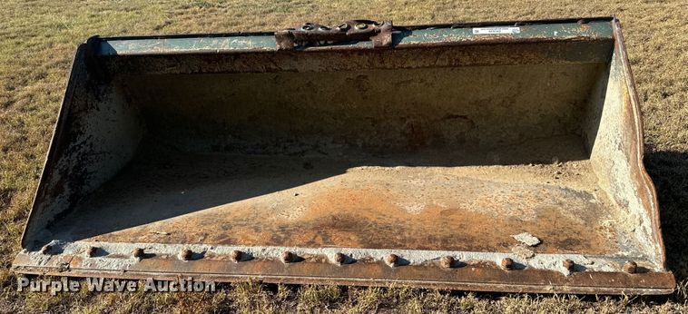 image for item DX3529 Skid steer bucket