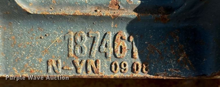 image for item DX3529 Skid steer bucket