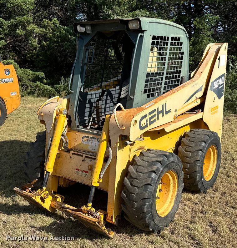 image for item DX3532 2005 Gehl 5640 Turbo skid steer loader