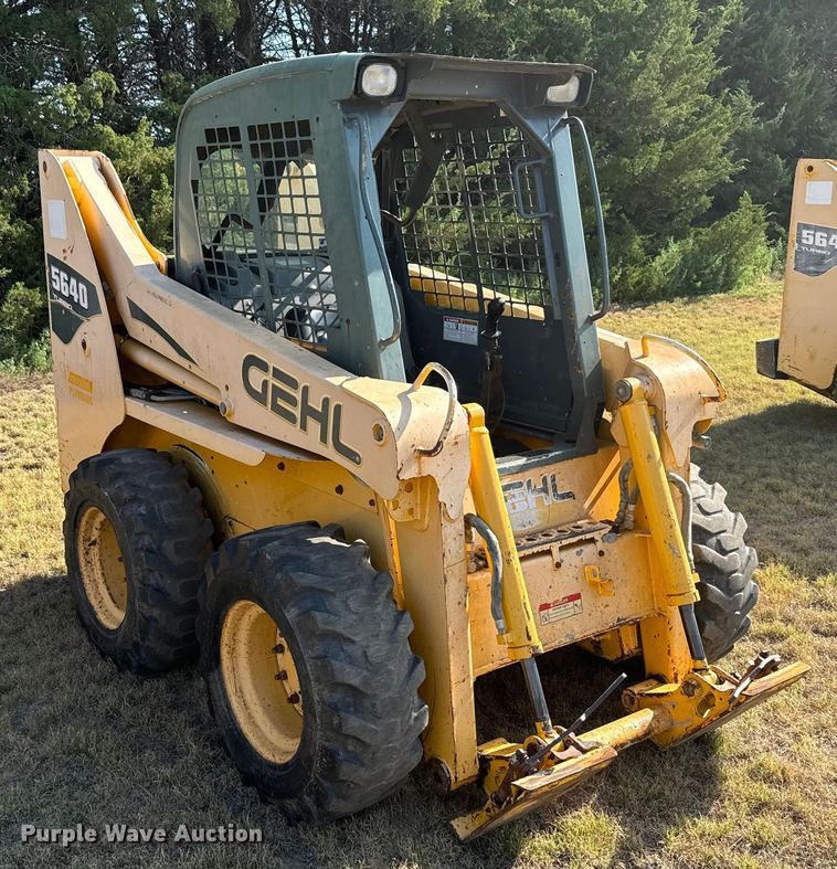 image for item DX3532 2005 Gehl 5640 Turbo skid steer loader