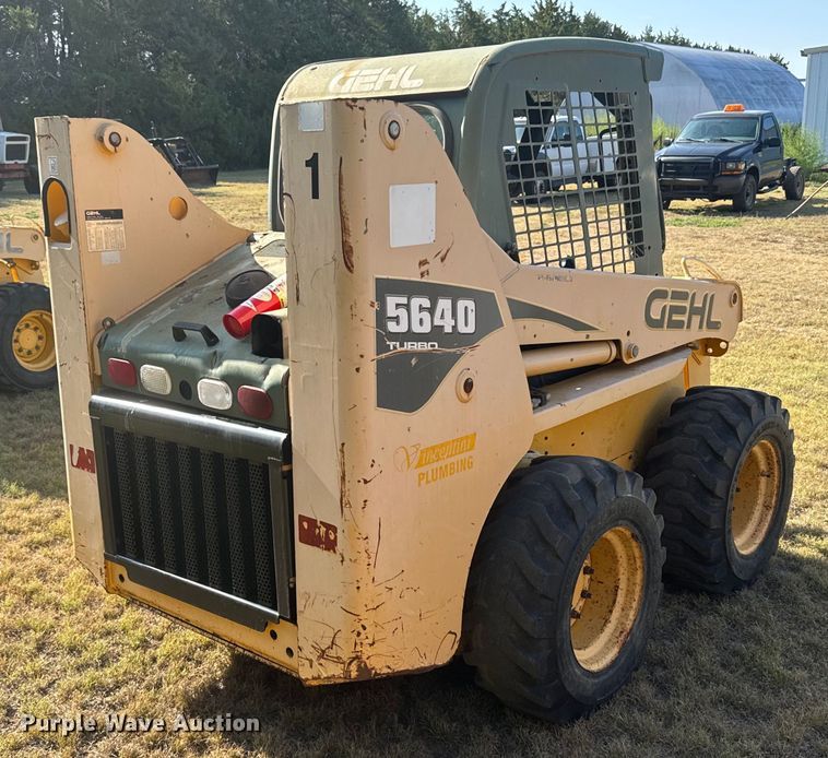image for item DX3532 2005 Gehl 5640 Turbo skid steer loader