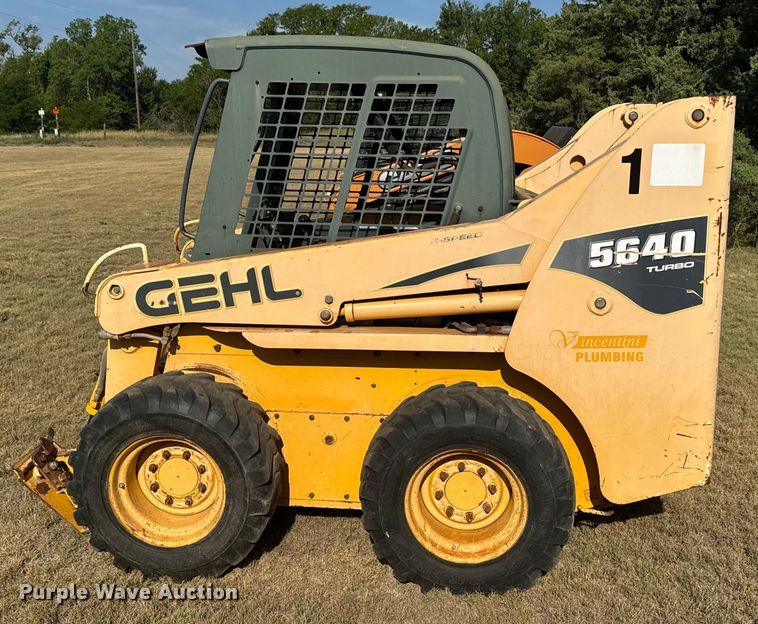 image for item DX3532 2005 Gehl 5640 Turbo skid steer loader
